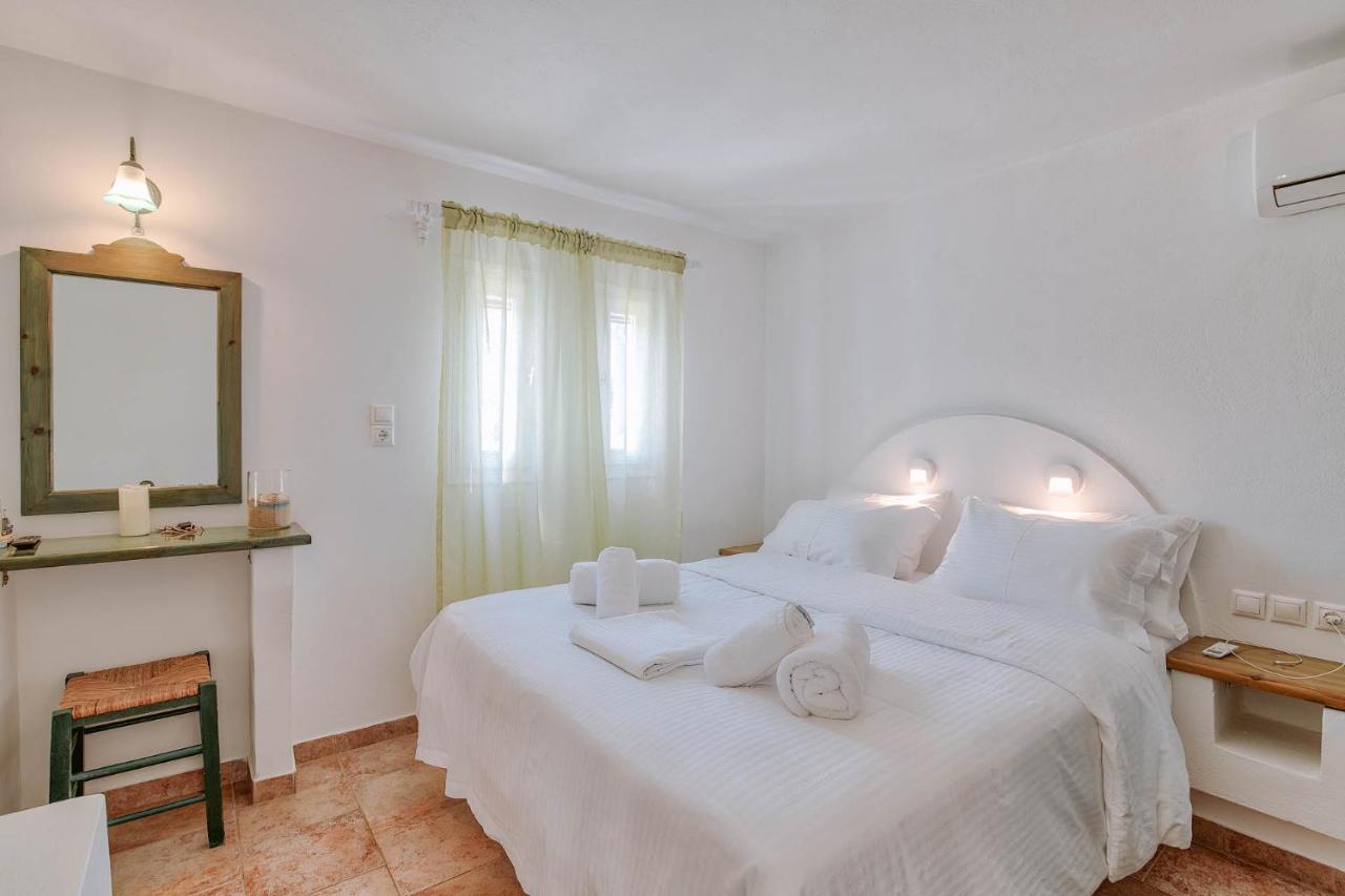 Palm Heaven Boutique Apartments Antiparos Exterior photo