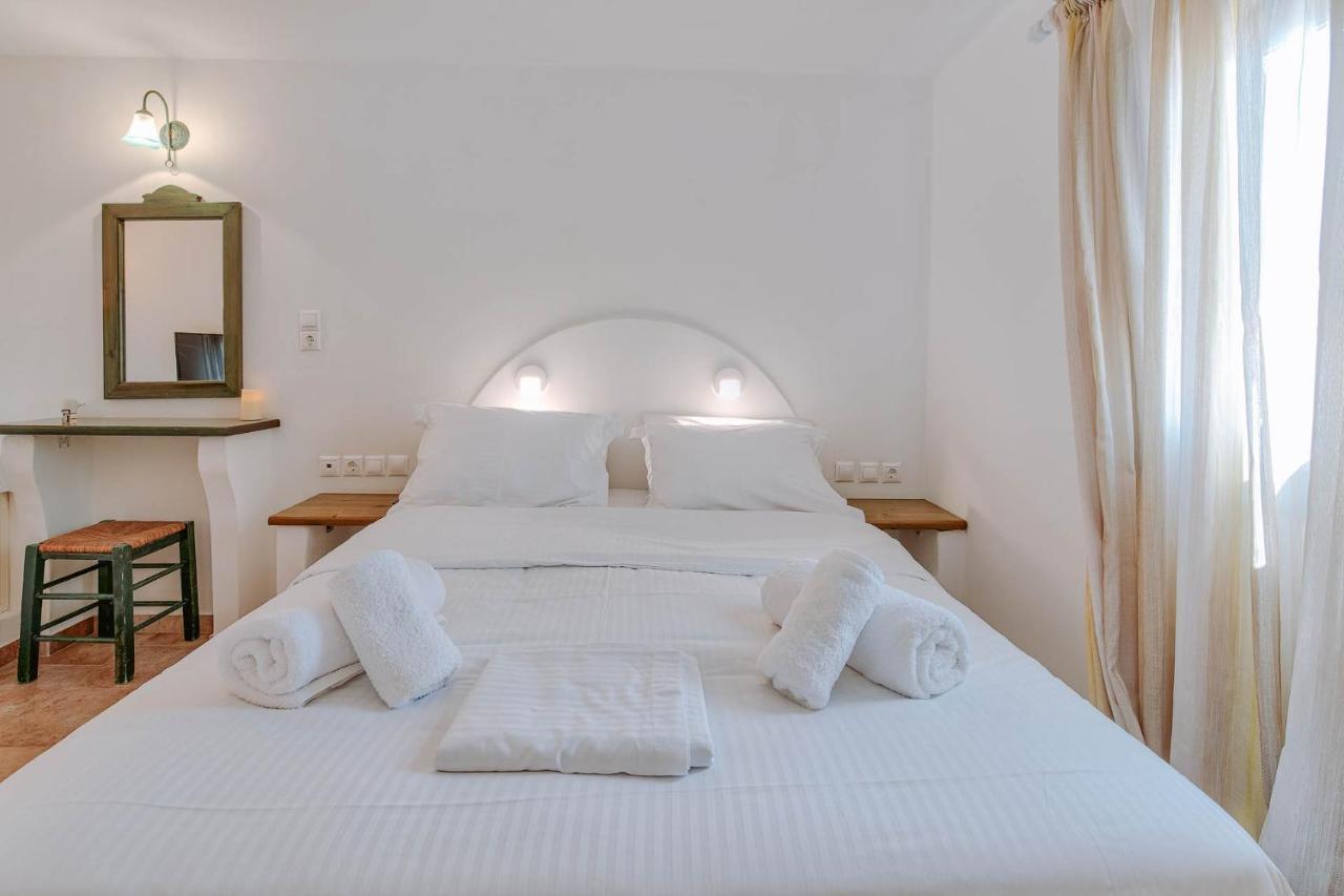Palm Heaven Boutique Apartments Antiparos Exterior photo
