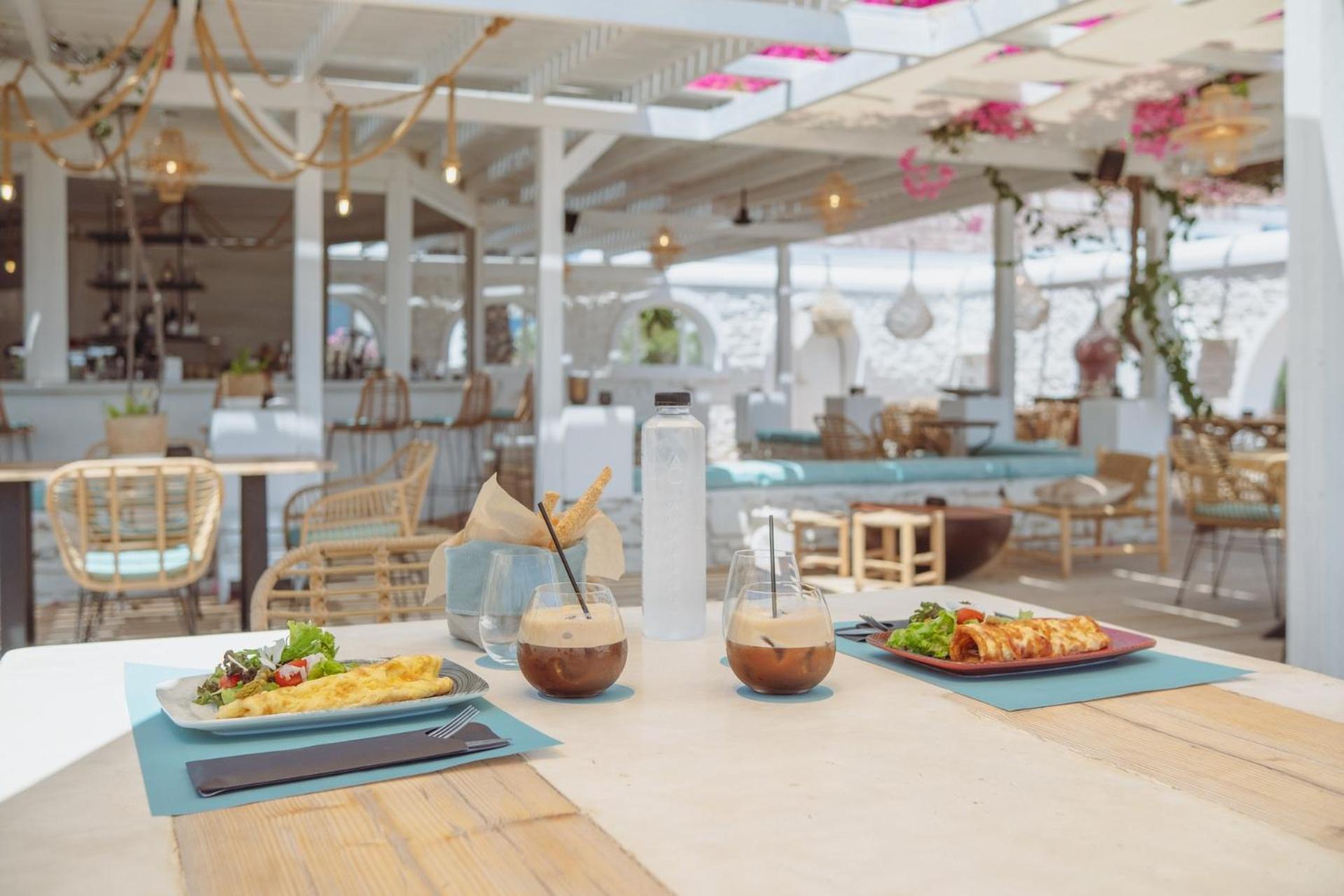 Palm Heaven Boutique Apartments Antiparos Exterior photo